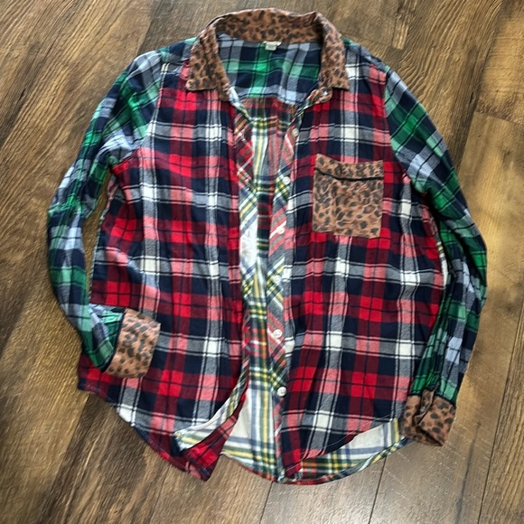 American Eagle aerie cheetah print plaid button up shirt small - Picture 1 of 3